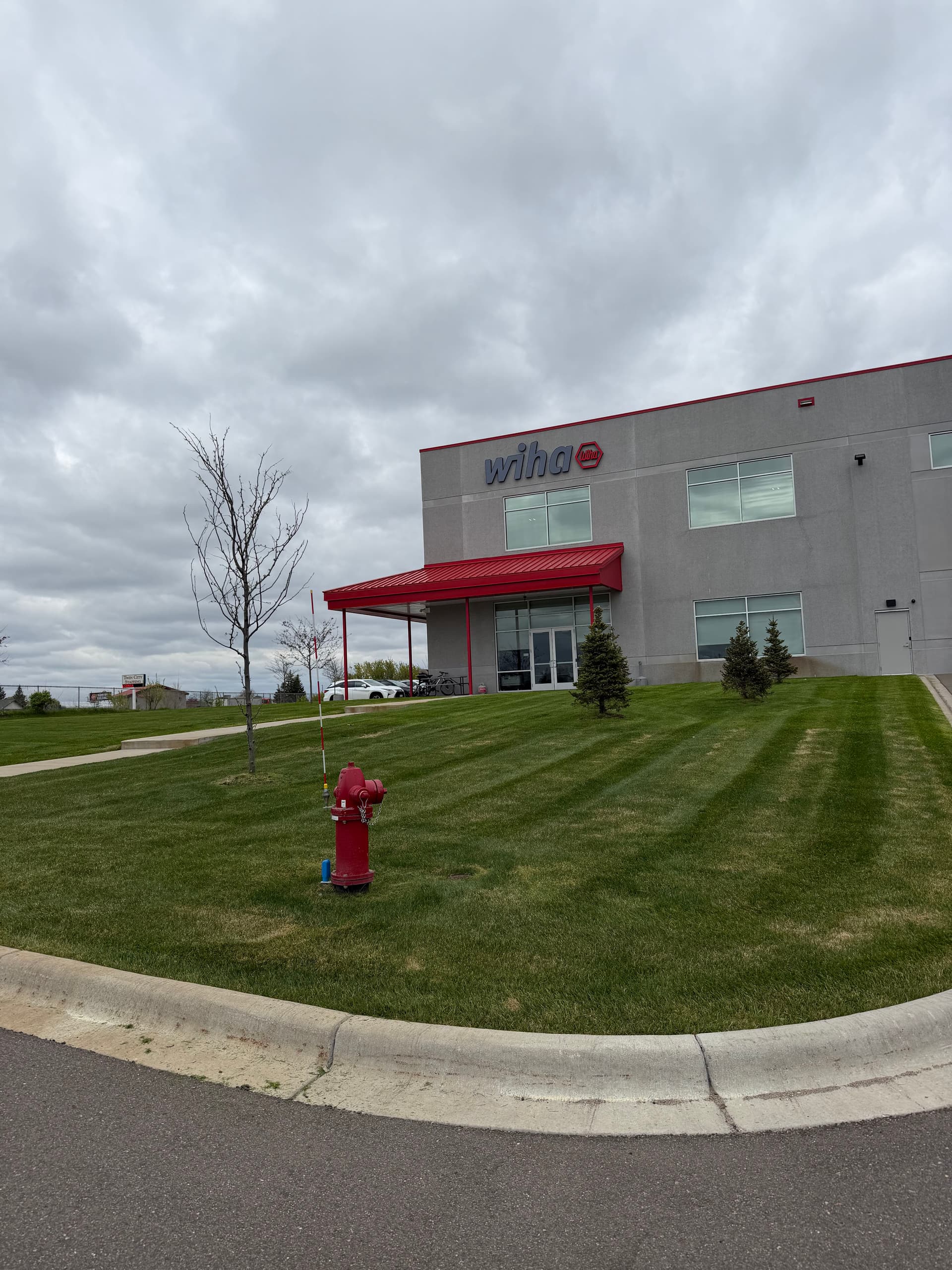 Gallery photos for Weekly Lawn Maintenance Across Residential and Commercial Properties: Image #5