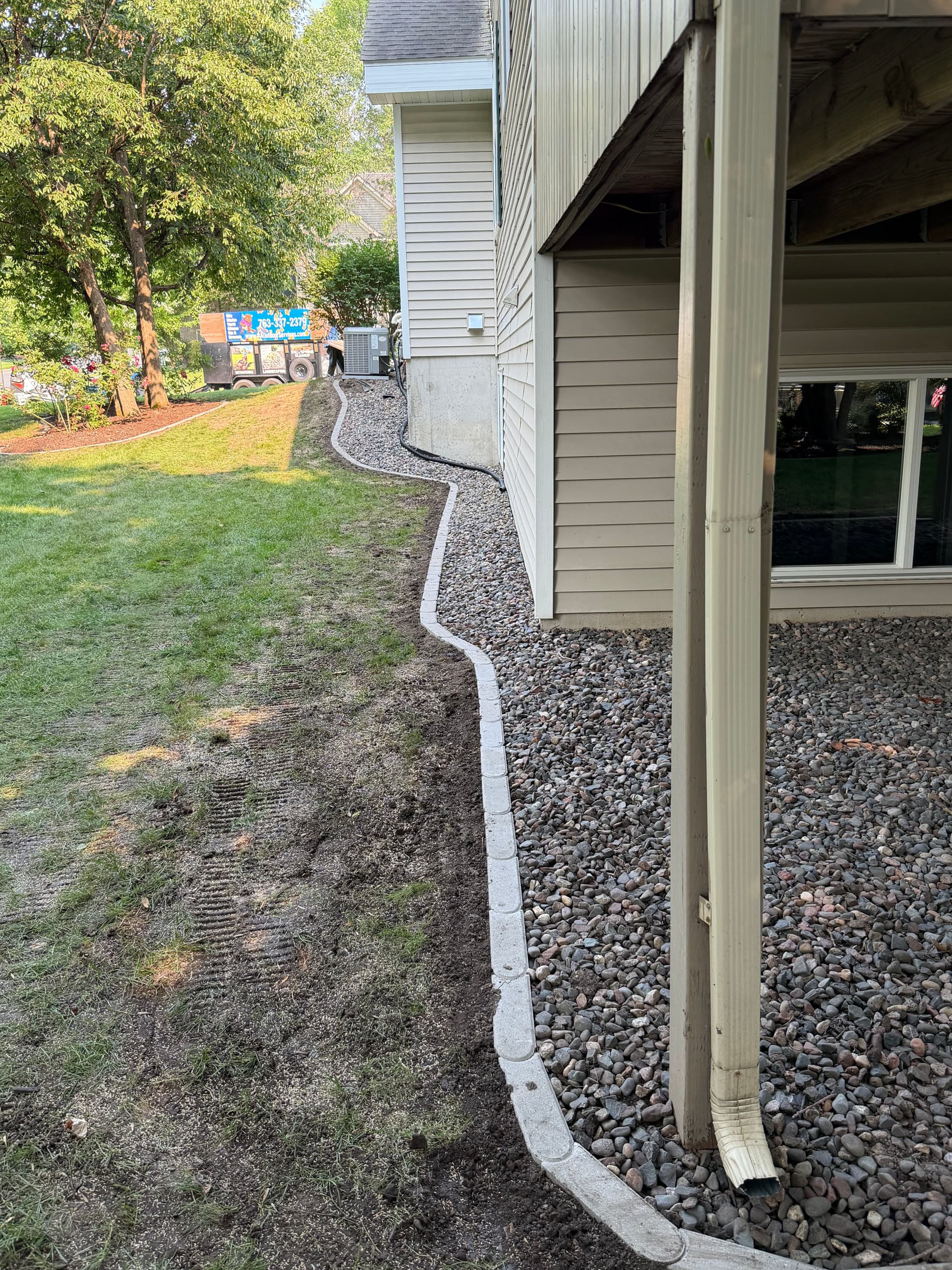 Gallery photos for 400+ Feet of Bullet Edging Gives This Minnesota Yard Sharp Defined Beds: Image #3