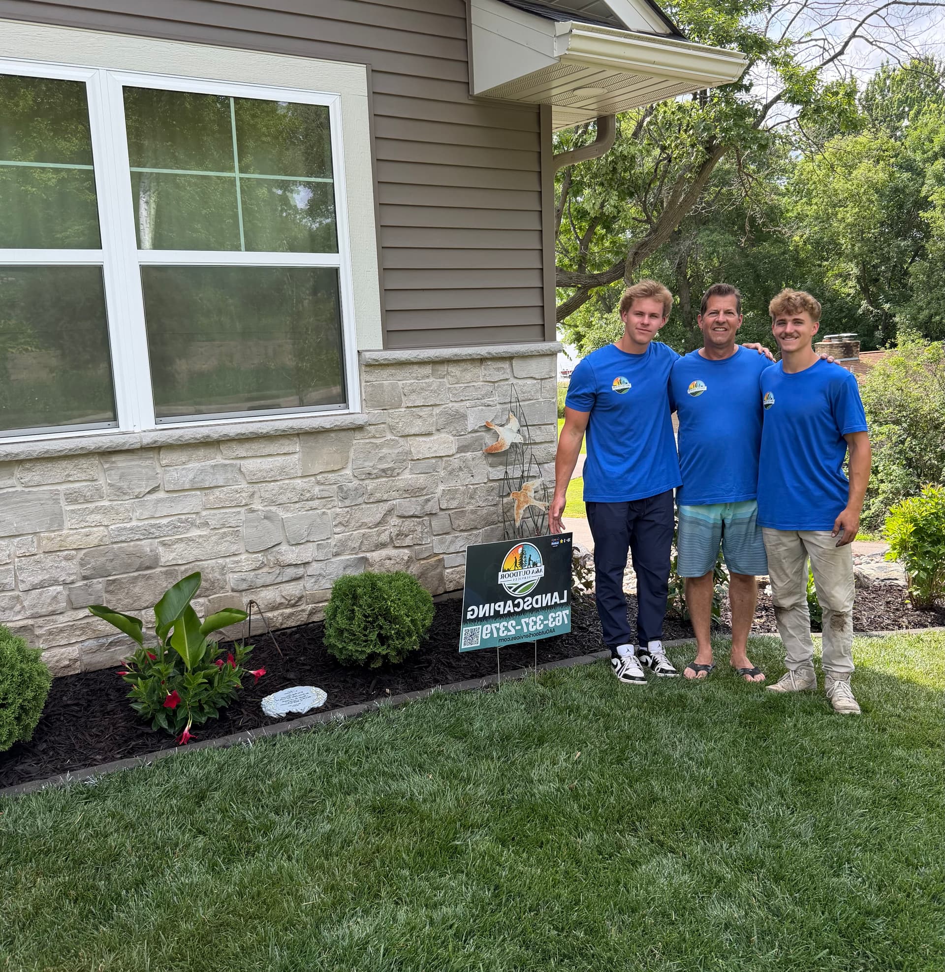 A Father's Day Mulch and Edging Job Worth Celebrating image