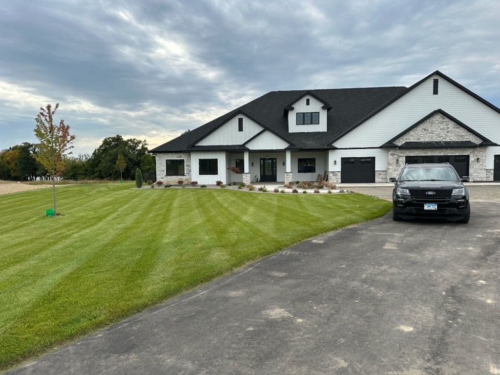Gallery photos for Stunning Lawn Transformation in Wright County: Image #1
